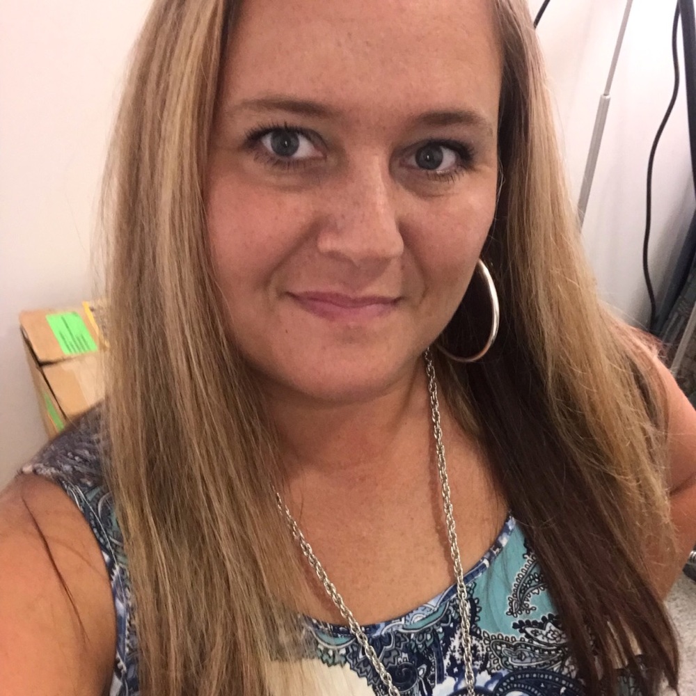 Meet your Posher, Carrie